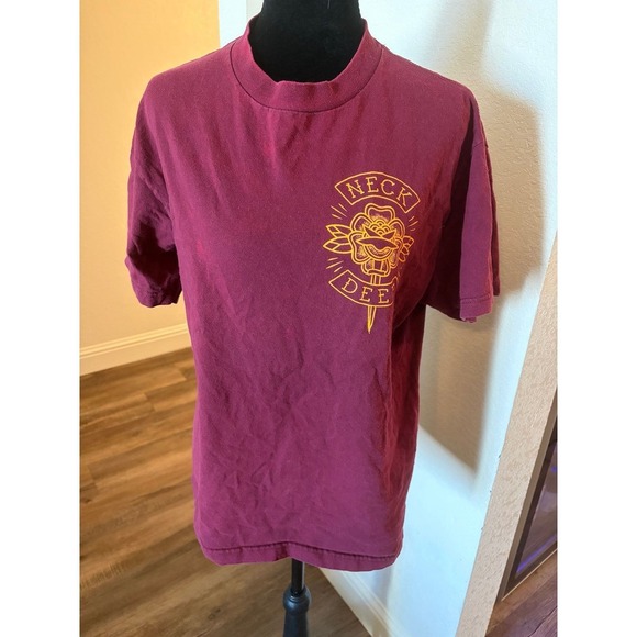 Gildan Other - Unisex Neck Deep Band Tee